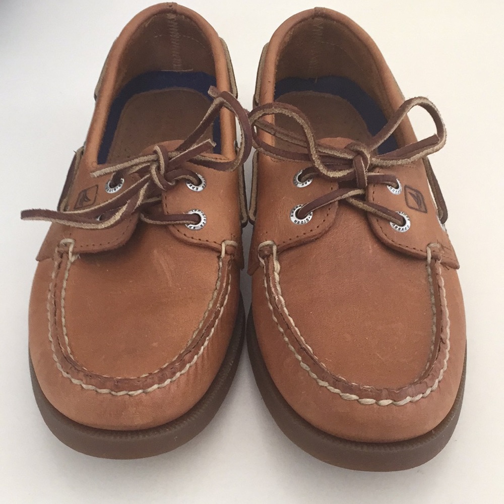 Men's Size 7 classic leather Sperry's